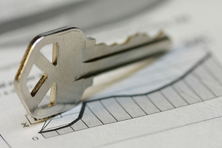 Expert Insights: Should I Lock in the Mortgage Rate?