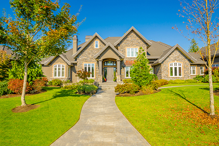 A Rising Market Share of 5,000+ Square Foot Homes