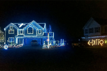 Bah Humbug: 5 Bizarre Holiday Light Fails