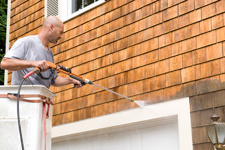 5 Simple Ways to Stage the Exterior of Your Home Before an Open House