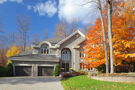 Ask the Expert: How Should I Prepare a Home to Sell in the Fall?