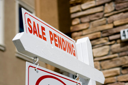 Pending Home Sales Pick Up Steam