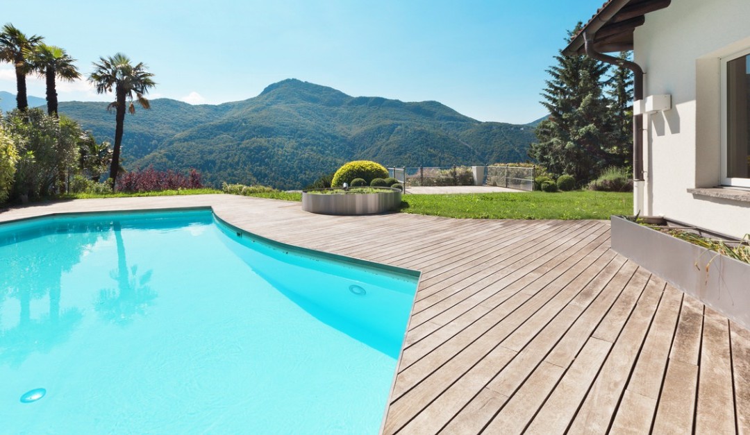 Pool Decking Options: Making the Right Choice for You