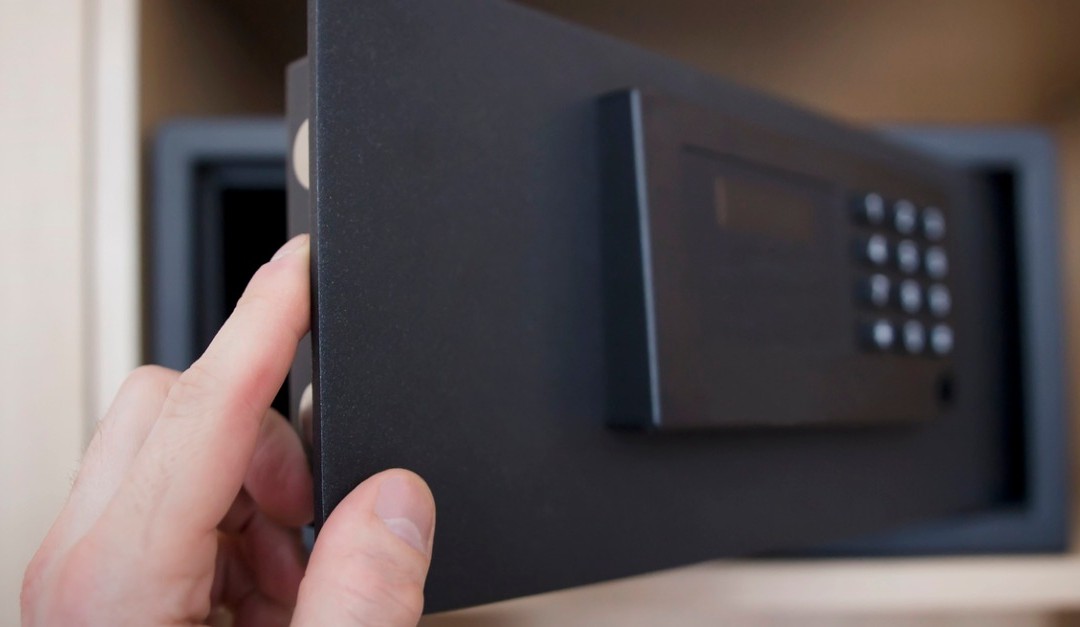 How to Protect Your Valuables During a Sale