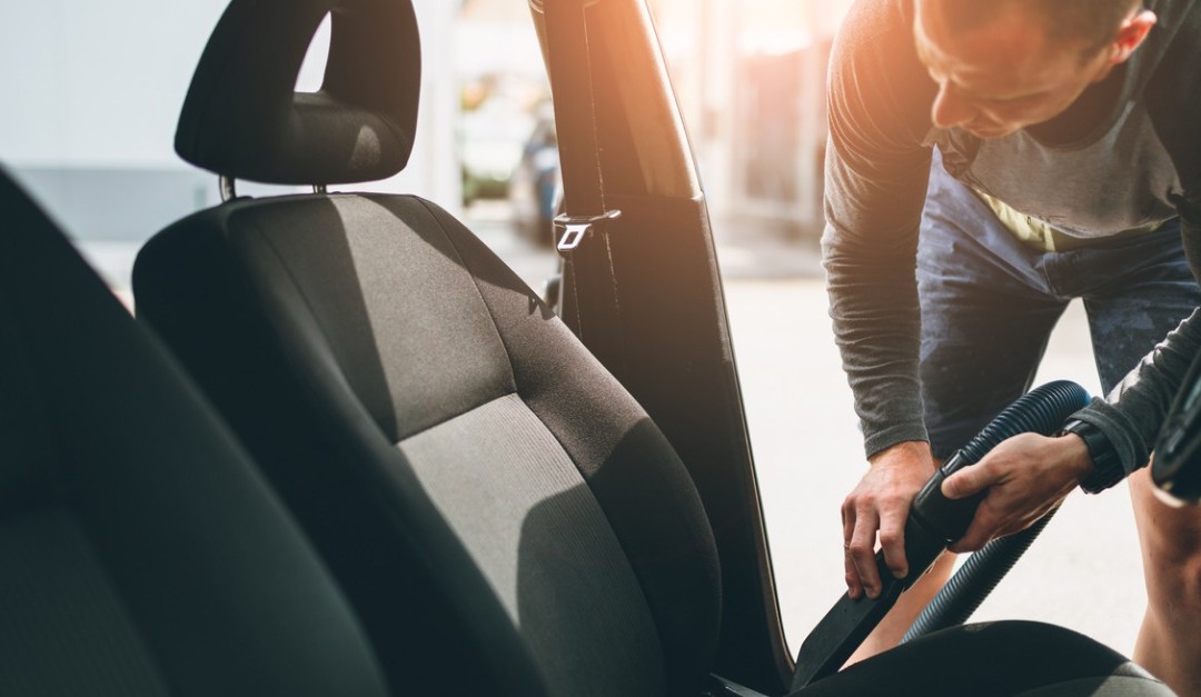 How to Keep the Inside of Your Car Clean