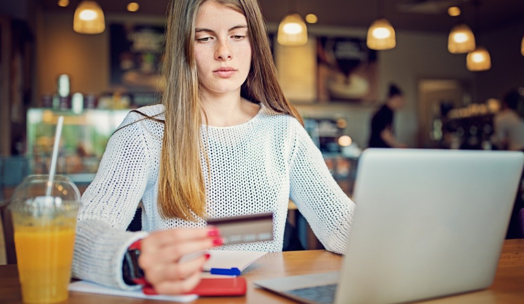 Credit Card Habits Your Kids Can Take to College