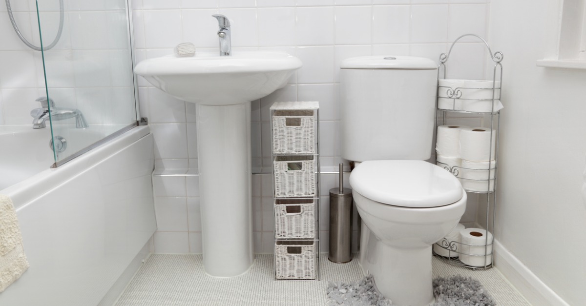 9 Sneaky Storage Tricks for Tiny Bathrooms