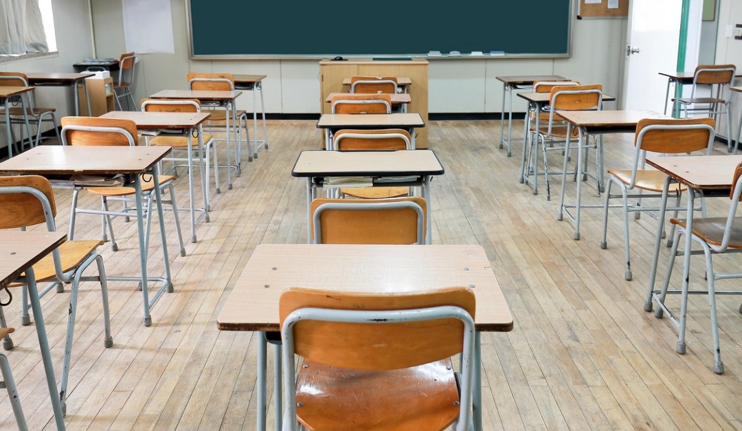 Moving in the Middle of the School Year – A Good Idea?