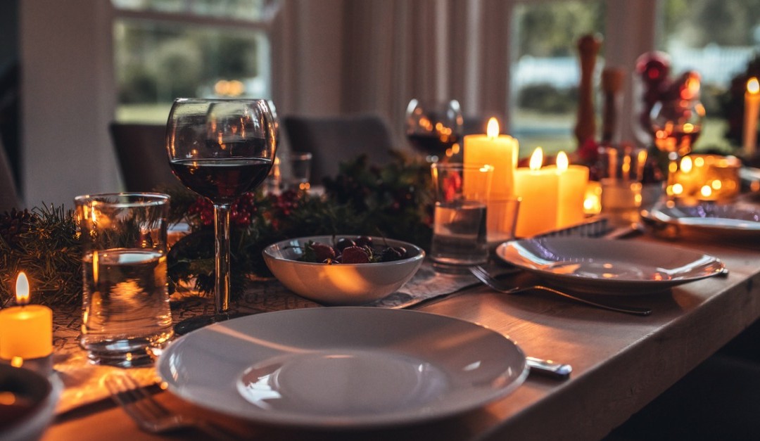 How to Throw the Best Holiday Party