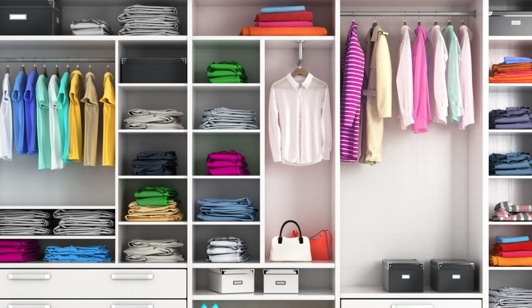 7 Genius Hacks to Organize Your Messy Closet