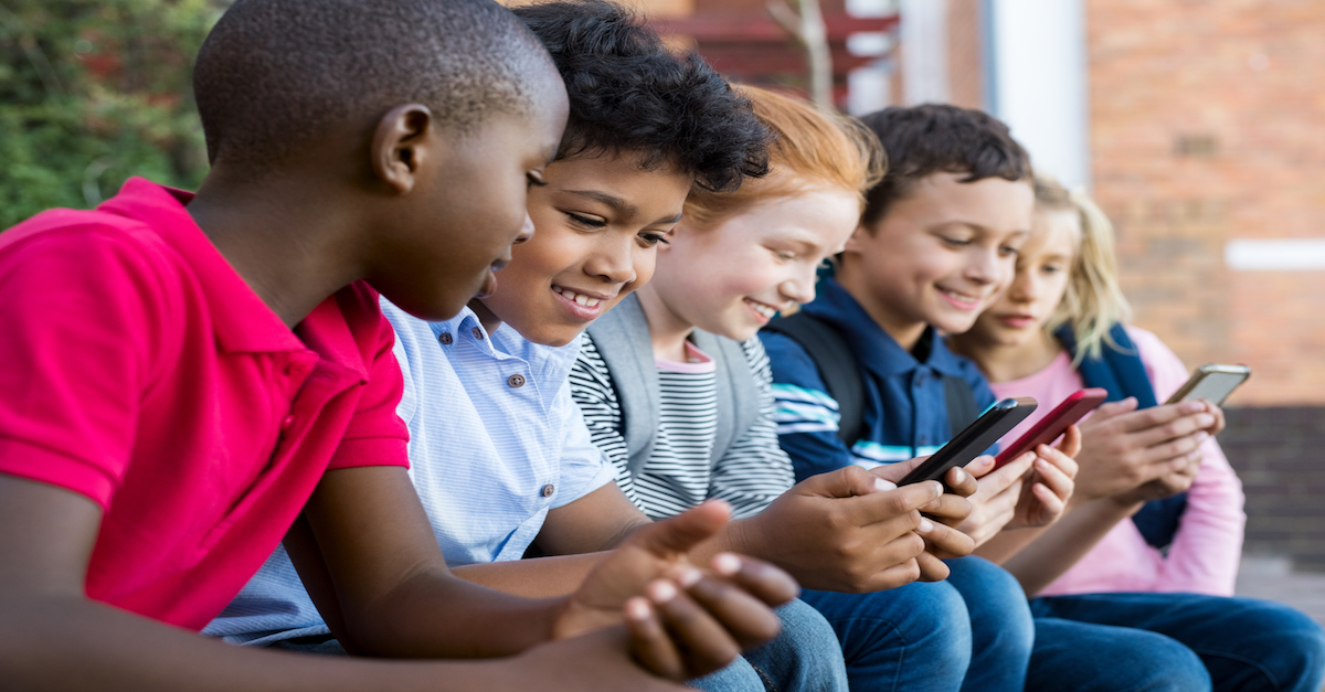 Should Kids Have Smartphones?