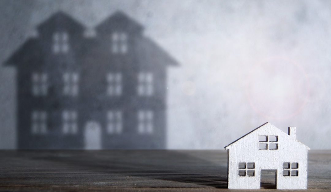 Pros and Cons of Downsizing