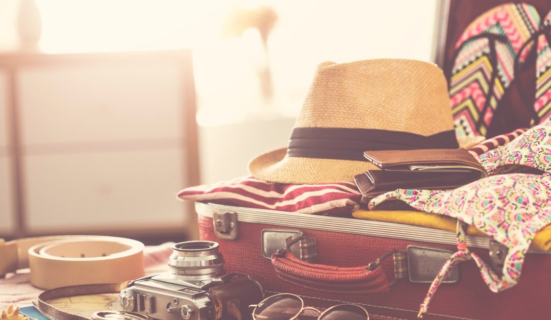 8 Hacks for Packing Your Suitcase