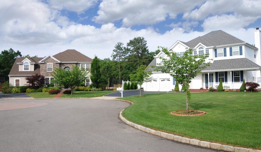 Pros and Cons of Choosing a House on a Cul-de-Sac