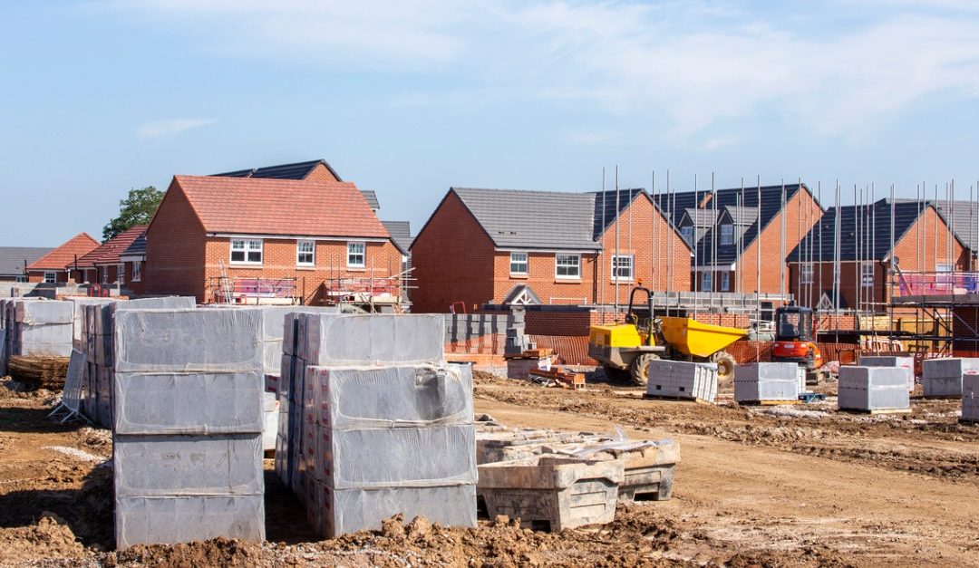 What to Know When Moving Into a New Construction Neighbourhood