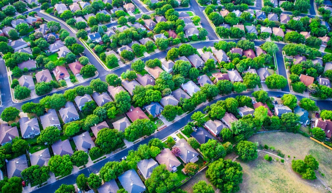 Pros And Cons Of Living In The Suburbs — RISMedia