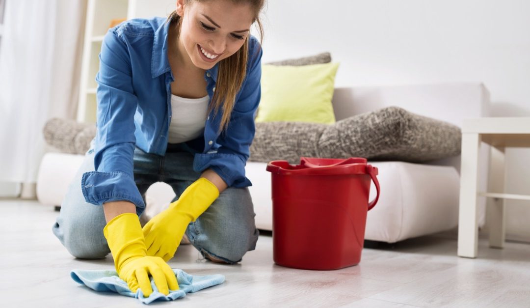 Common Natural Cleaning Products Found in Homes