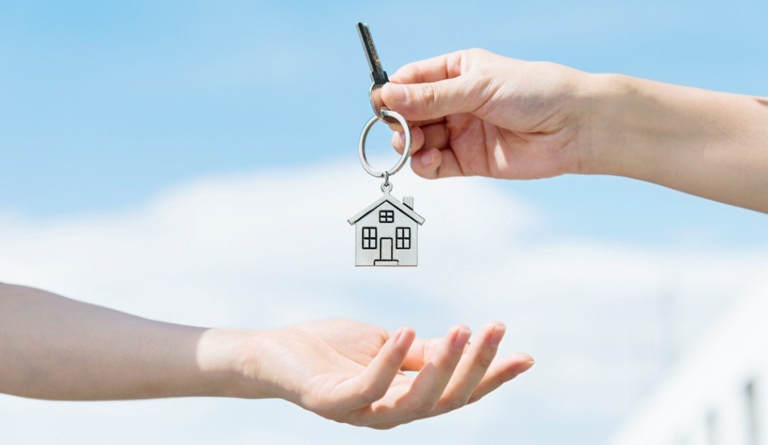 Incentives You Can Offer a Homebuyer to Close the Deal