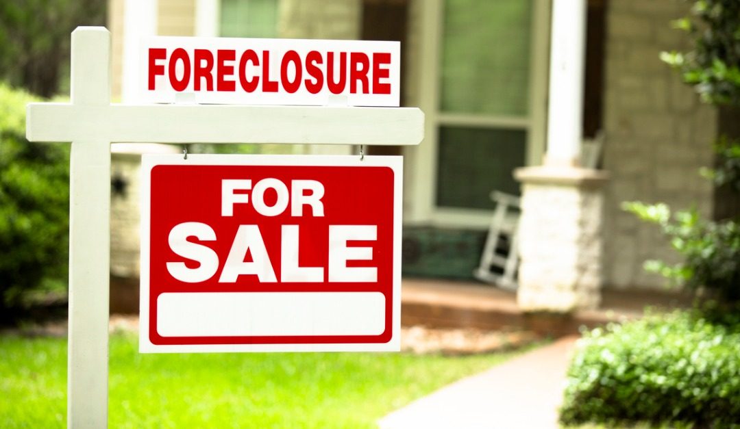 Why an Inspection Is So Important When Buying a House in Foreclosure