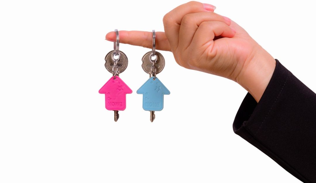 How to Buy and Sell Houses at the Same Time