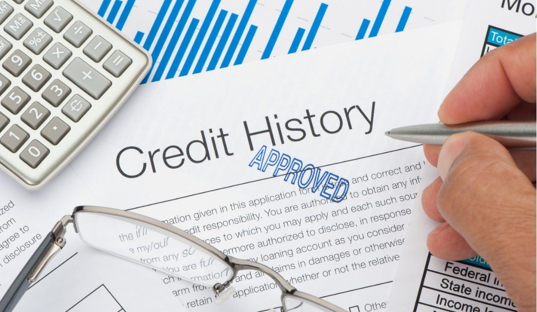 What Happens When a Mortgage Lender Checks Your Credit