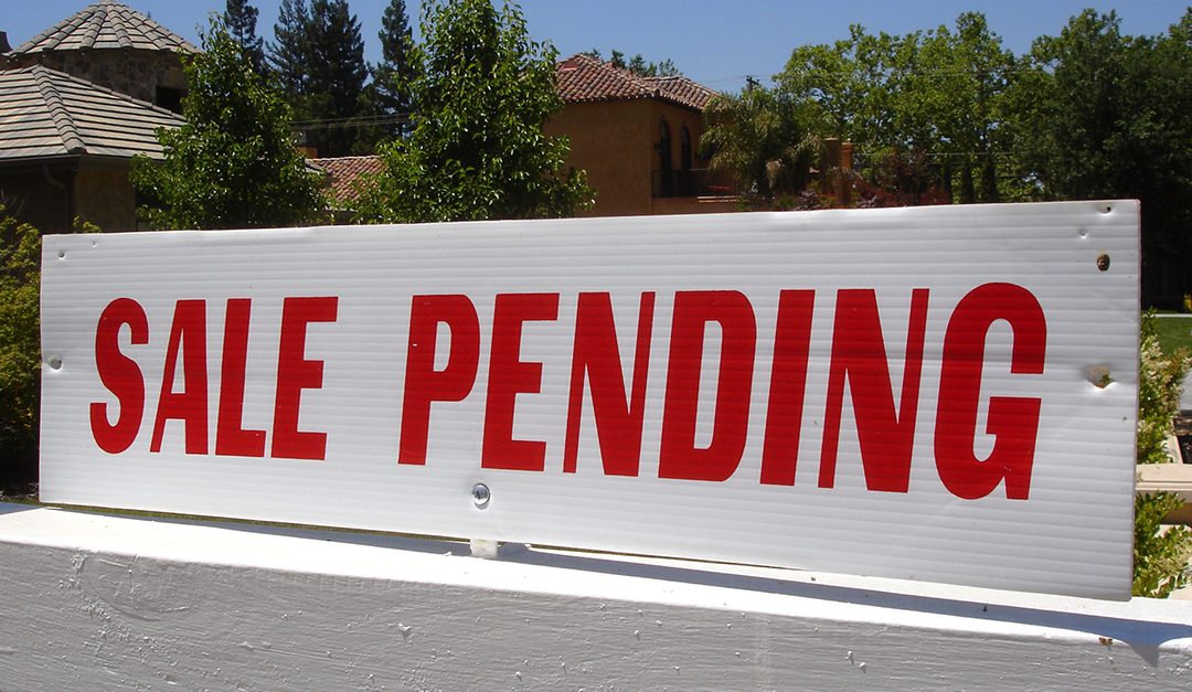 Pending Sales Short 4.9 Percent