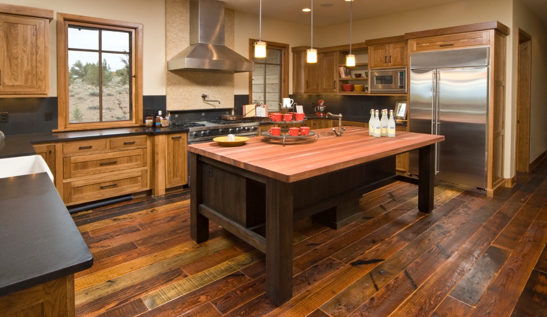 5 Reasons to Use Reclaimed Wood in Your Home