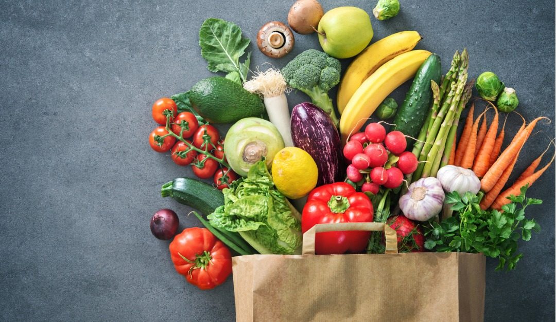 10 Ways to Save Cash on Fruits and Veggies