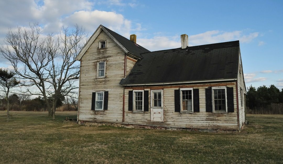 Selling an Undesirable House