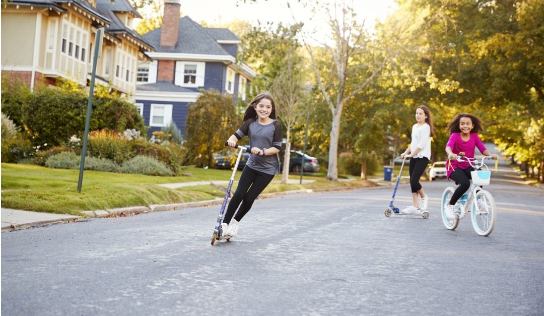 7 Neighborhood Safety Tips for Parents