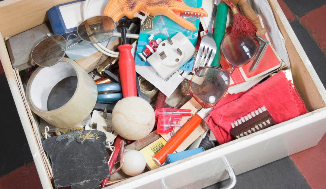 3 Easy Steps to Taming Your Home's Junk Drawer