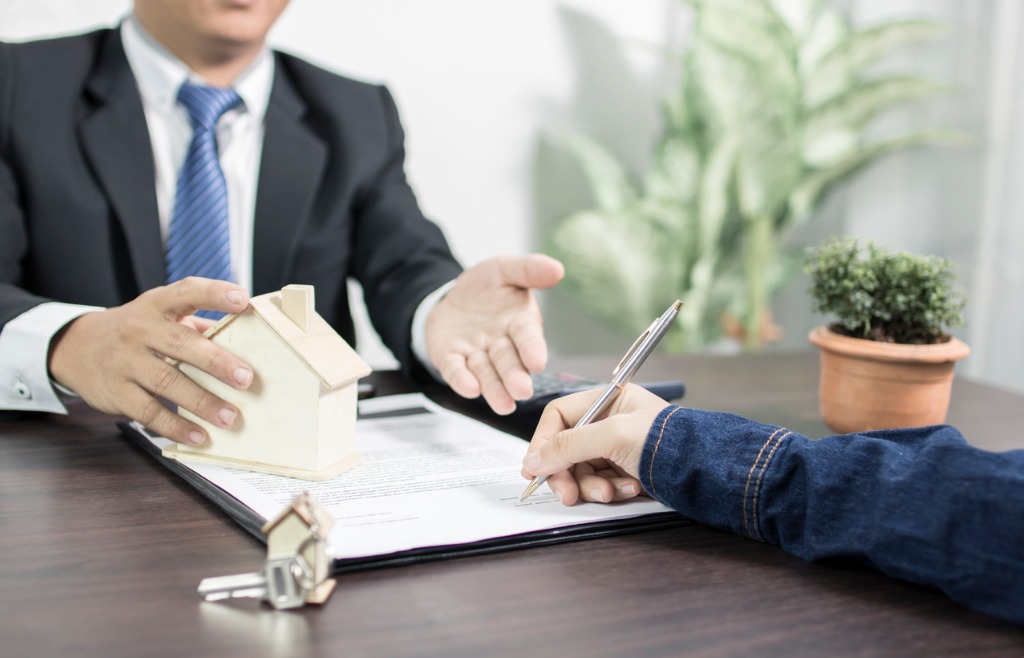 Reasons to Work With a Mortgage Broker