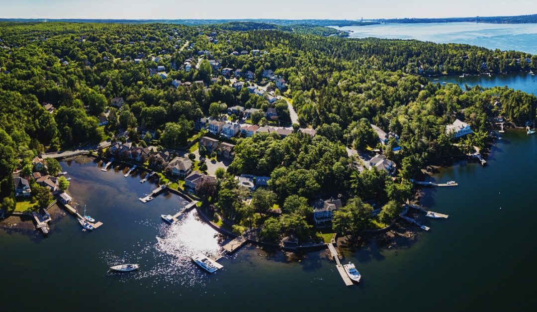 What You Should Know About Waterfront Property