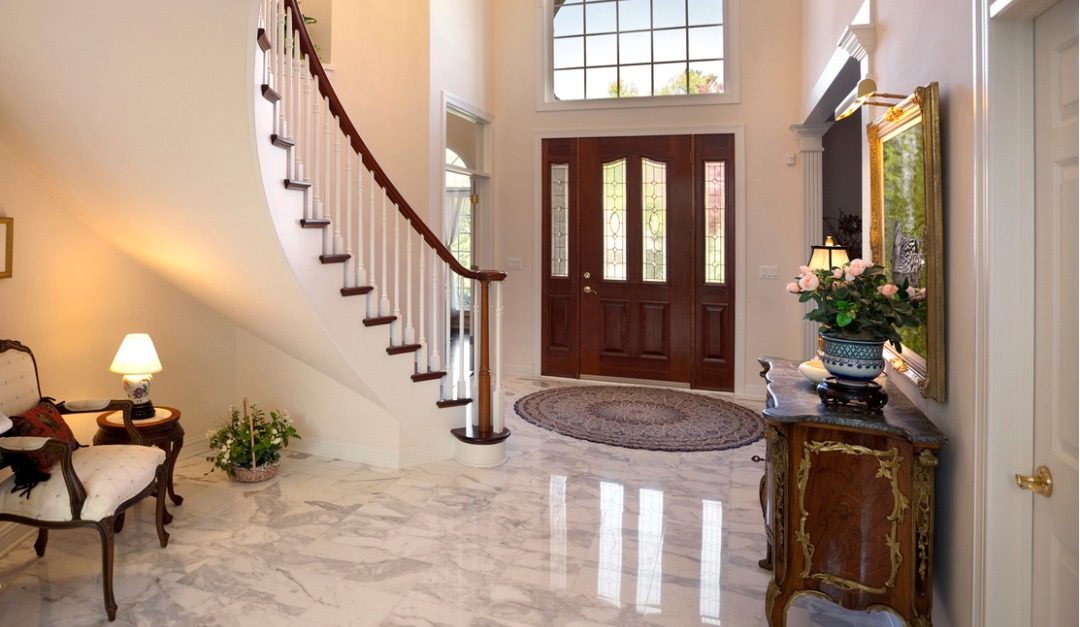 How to Enhance Your Foyer With Some Luxury Touches