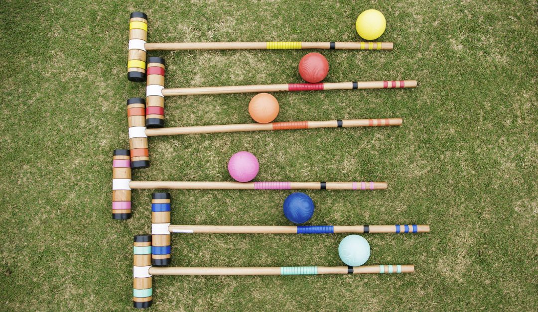 4 Stylish and Fun Lawn Games