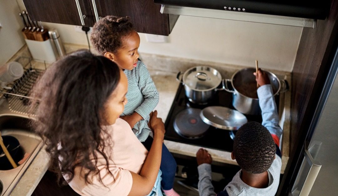 How to Cook in a Small Kitchen