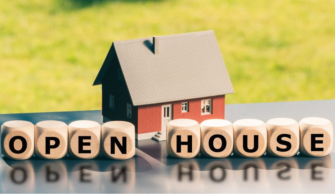 Items You Should Never Leave Out During an Open House