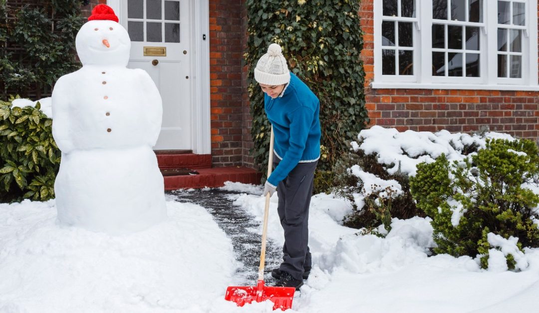 3 Tips for Staging a Home During Winter