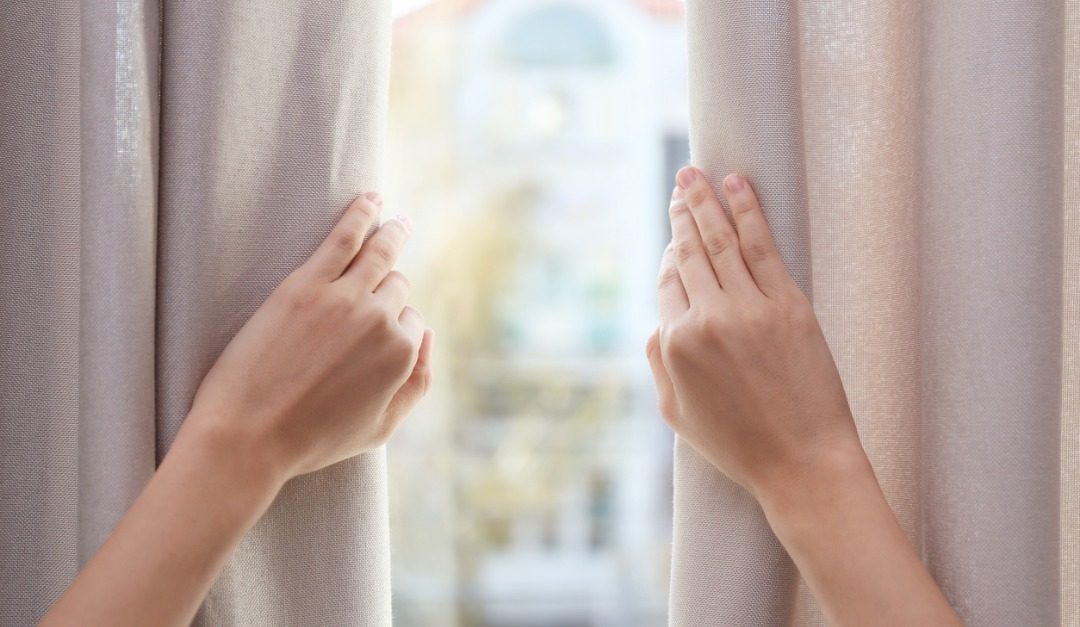 Window Treatments: Take ’Em or Leave ’Em?