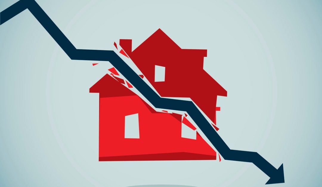 Should You Buy a House While the Stock Market Is Volatile?