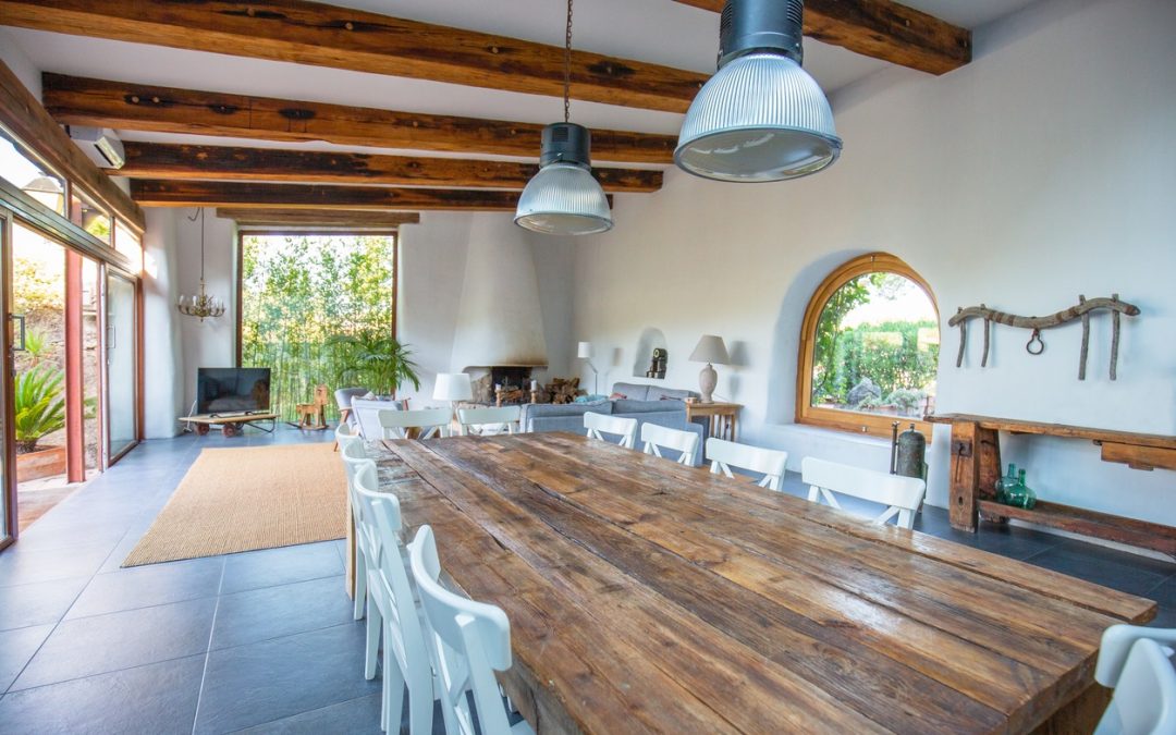 Selling This Spring? These Are the Features Linked to Premiums and Quicker Sales