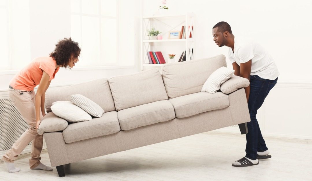 How to Avoid Damage and Injuries When Moving Furniture