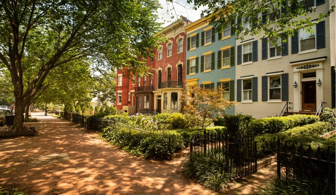 4 Reasons to Live in a City’s Historic District