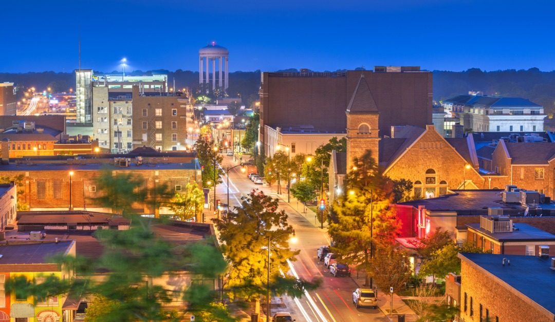 4 Benefits of Living in a College Town