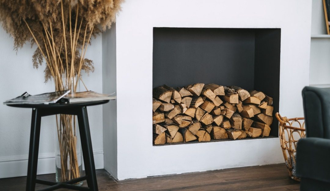 3 Ways to Decorate a Non-Working Fireplace