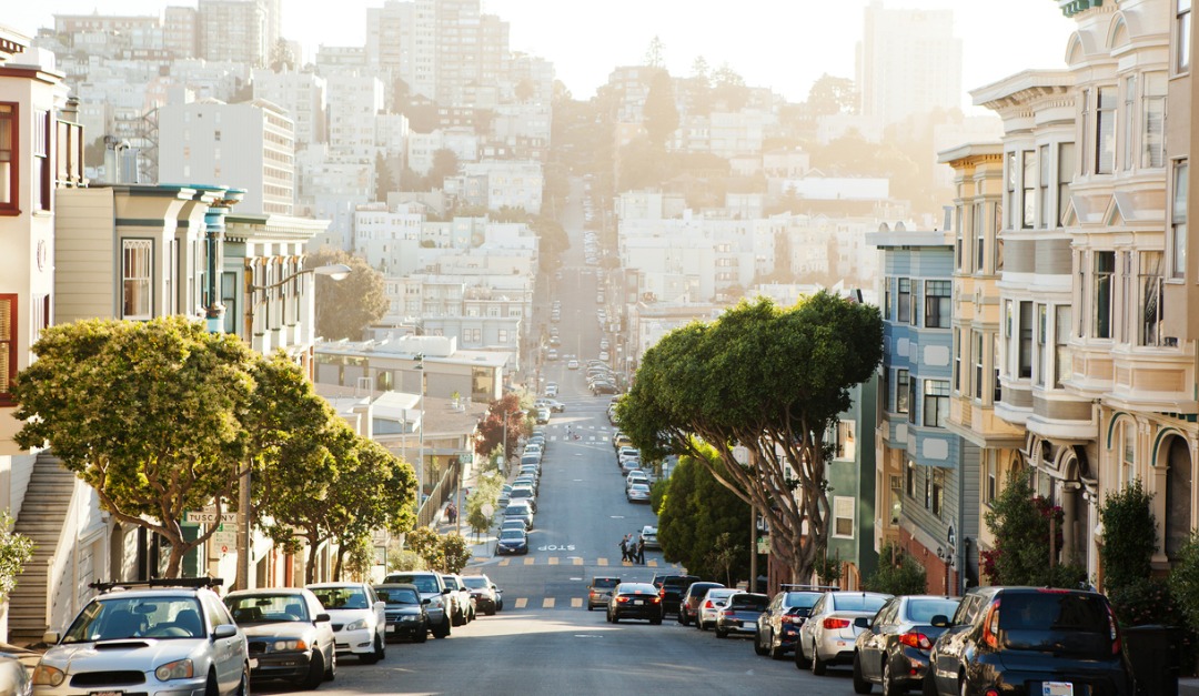 4 Types of Luxurious Neighborhoods You'll Find in a City