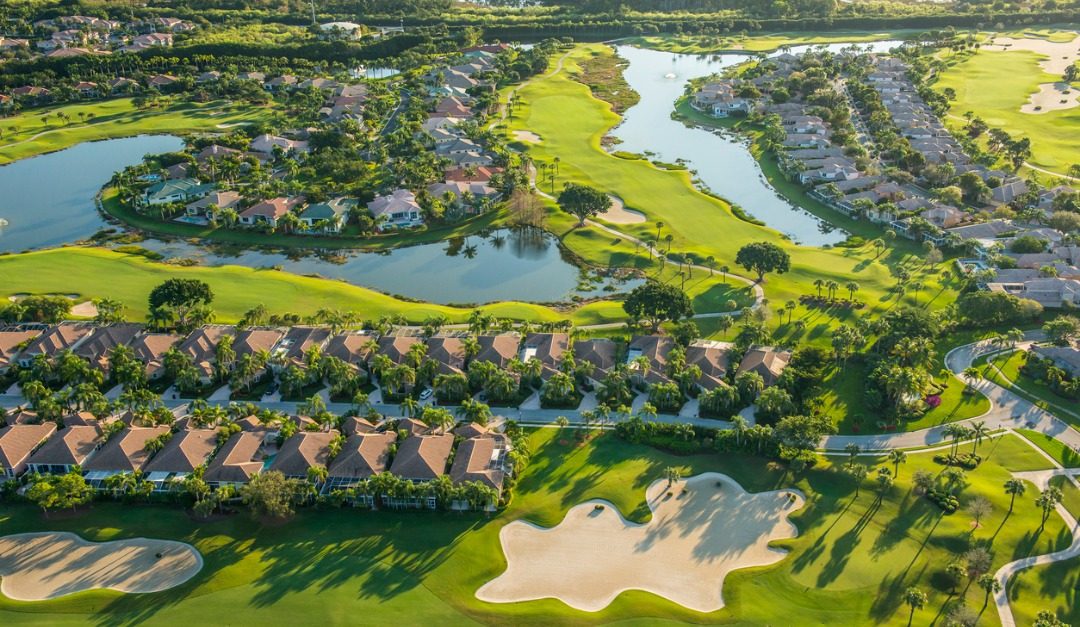 4 Things to Consider Before Buying Property in a Golf Community