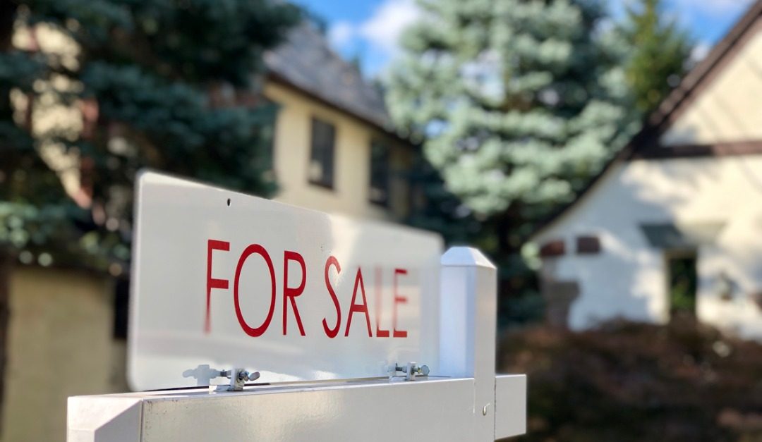 Should You List Your House Before or After You Buy a New One?