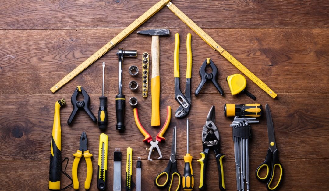 7 Basic Tools No Homeowner Should Live Without
