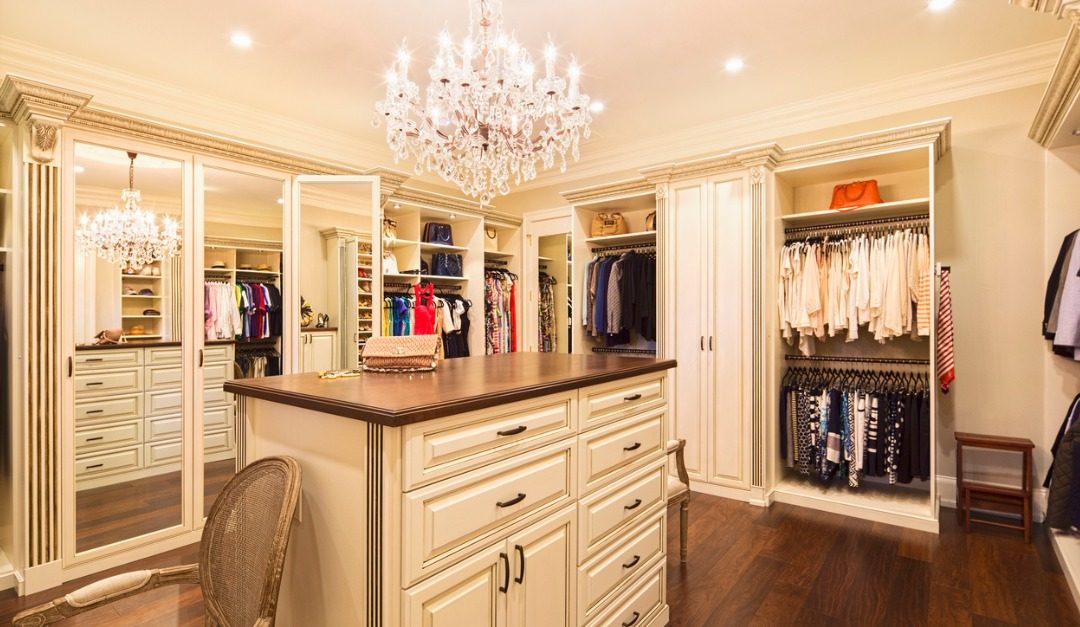 4 Storage Ideas for the Perfect Dressing Room